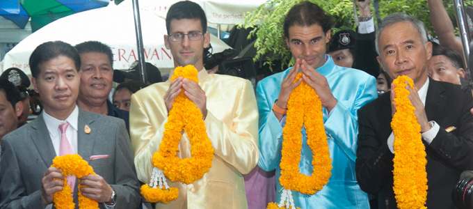 International tennis stars Rafael Nadal and Novak Djokovic pay respect at the Erawan Shrine