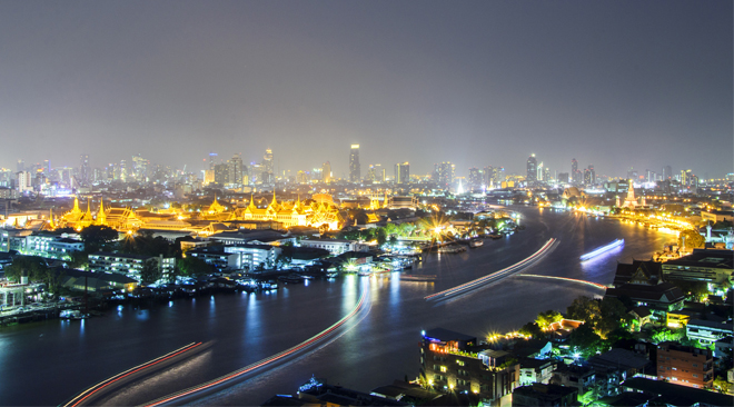 Bangkok - Chao Phraya River at night