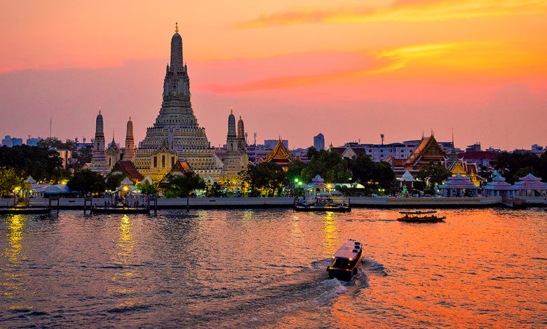 TAT offers an updated travel guide to Wat Arun in Bangkok