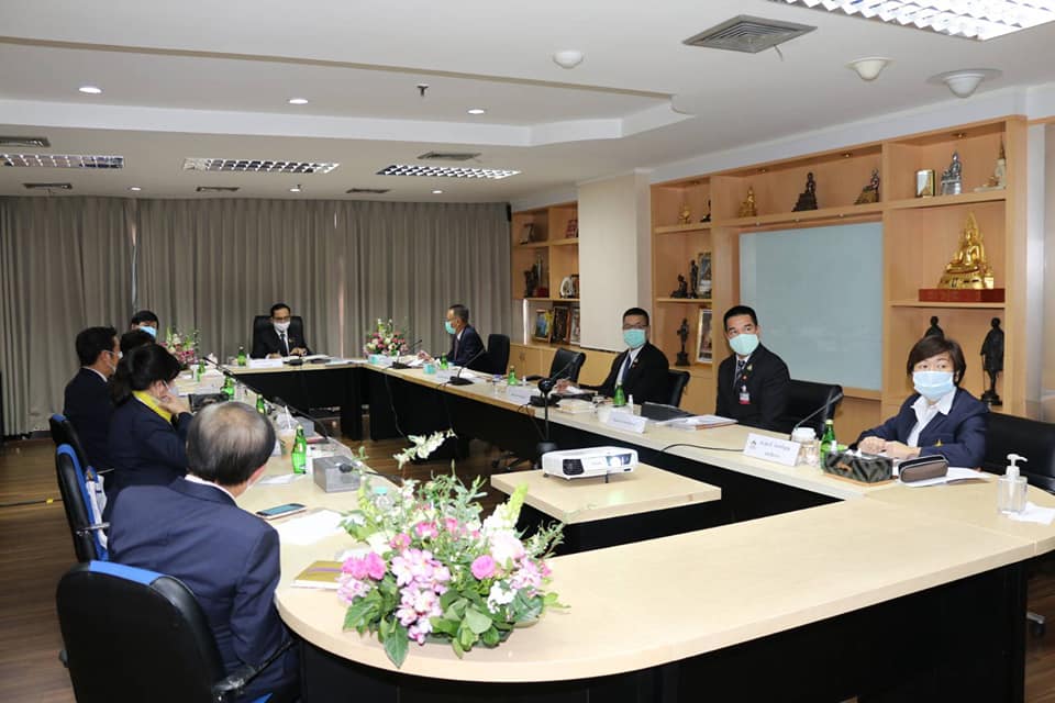 Thai Prime Minister personally discusses COVID-19 remedial actions with Thai tourism industry