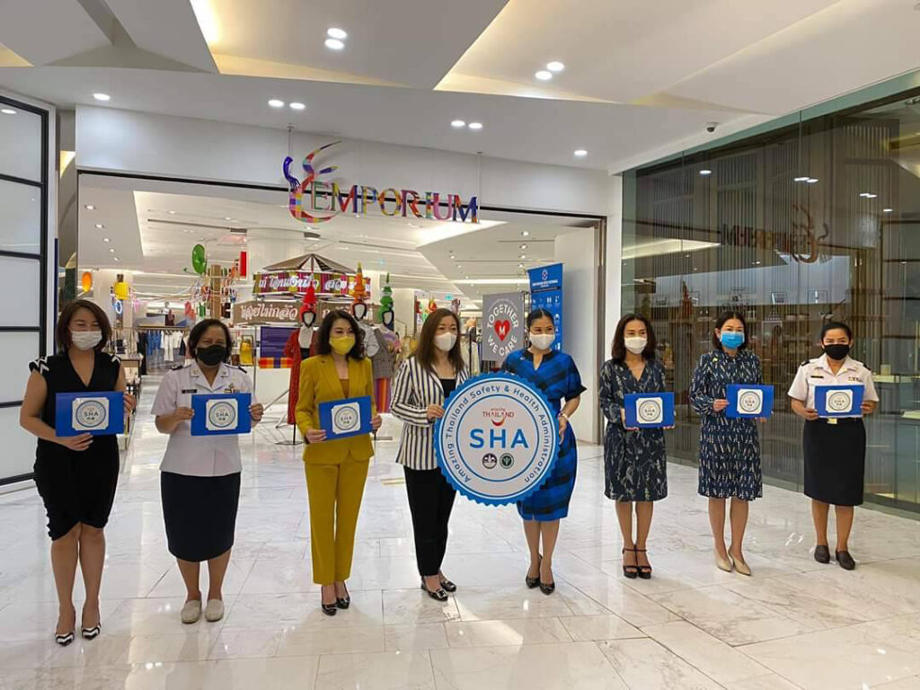 The Mall and Emporium Shopping Malls get Amazing Thailand SHA certification