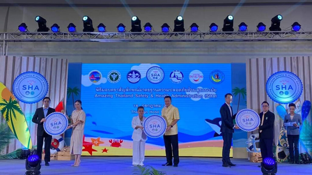 More than 211 tourism businesses in Chon Buri awarded Amazing Thailand SHA certificate