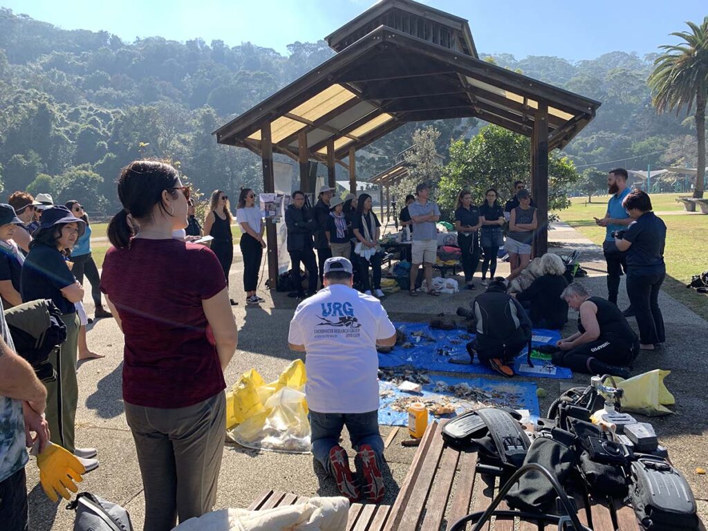 Tourism Authority of Thailand supports local beach clean-up in Sydney’s Chowder Bay