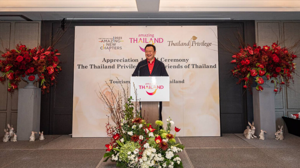 Hong Kong celebrities presented with prestigious Thailand awards
