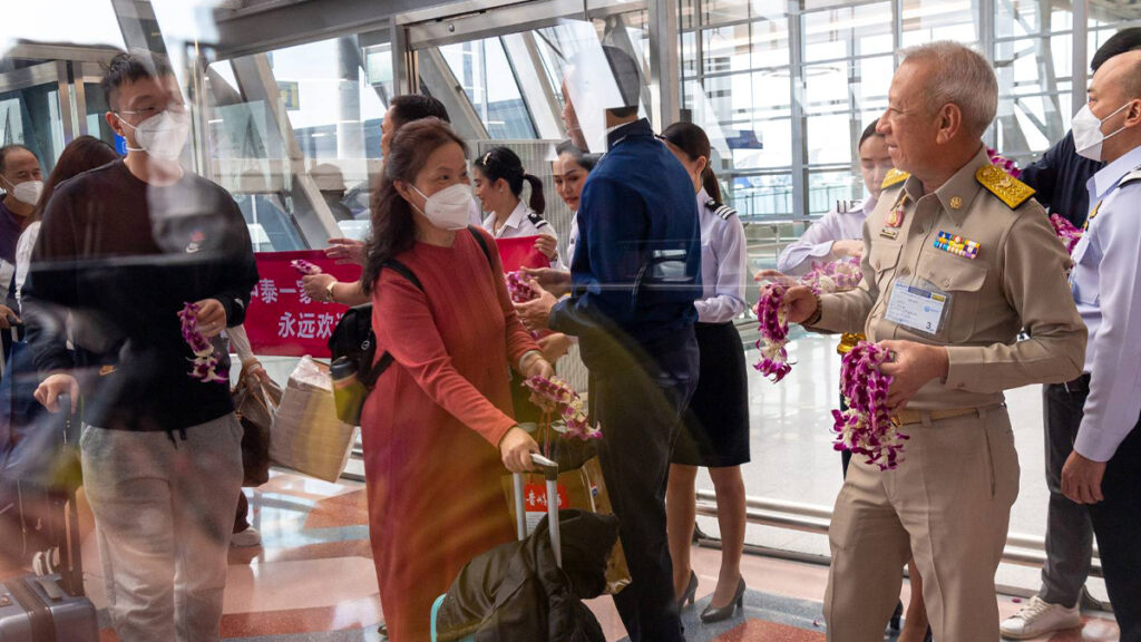 Thailand welcomes first group of Chinese tourists post pandemic