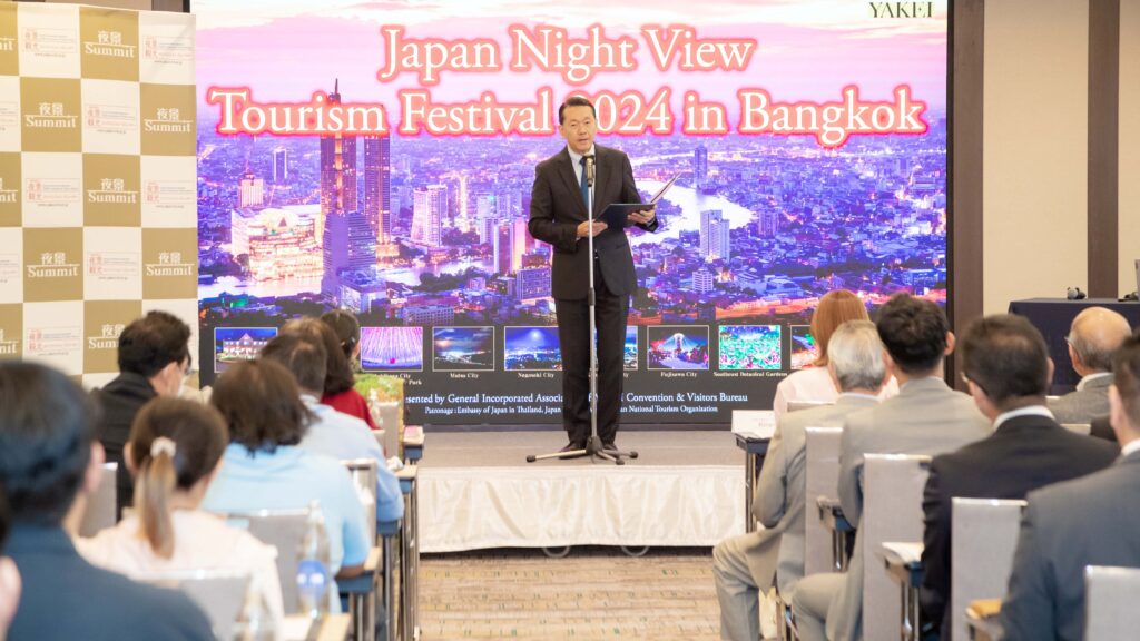 Thailand’s Wat Arun and Yi Peng Festival recognised as “World Night View Heritage” sites