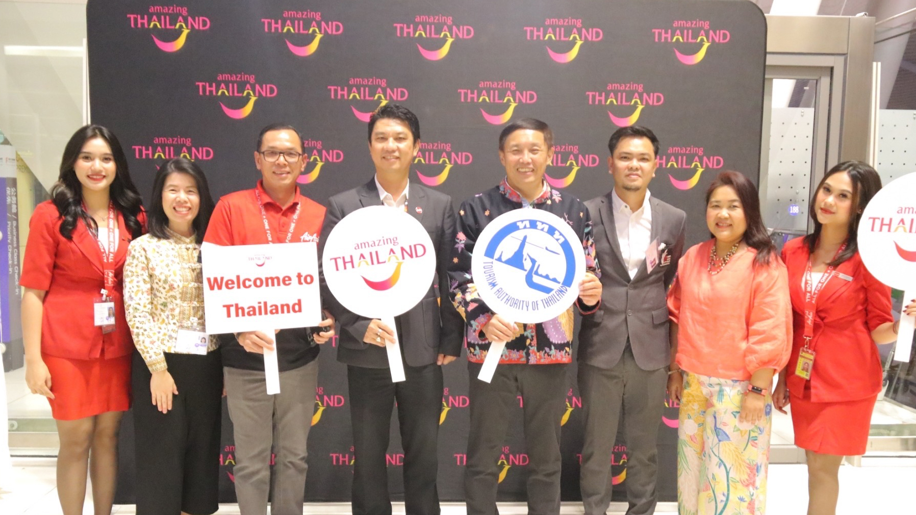 TAT welcomes AirAsia’s inaugural flight from Denpasar (Bali) to Phuket